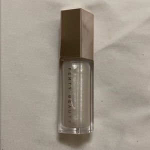 Fenty Beauty gloss bomb diamond milk